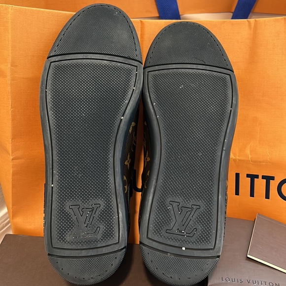 100% authentic, Gently worn Louis Vuitton Sneakers Brown Canvas Monogram Men’s - Picture 5 of 9